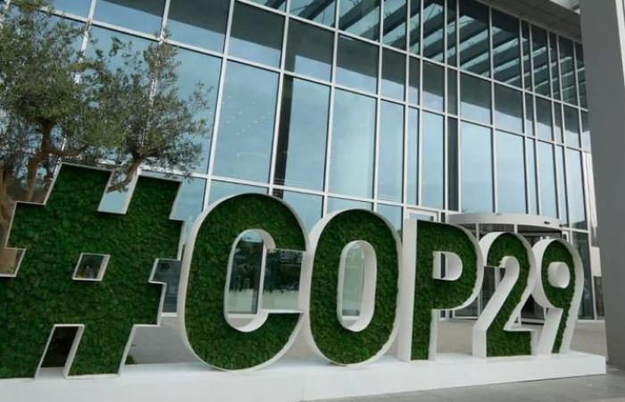 La presidencia de la COP29 publicará el proyecto de acuerdo sobre financiación climática a medianoche