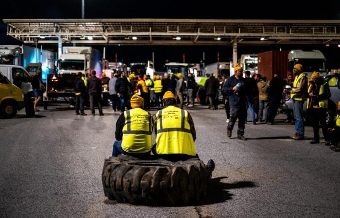 La Confederación Rural no se rinde, la autopista A9 bloqueada…