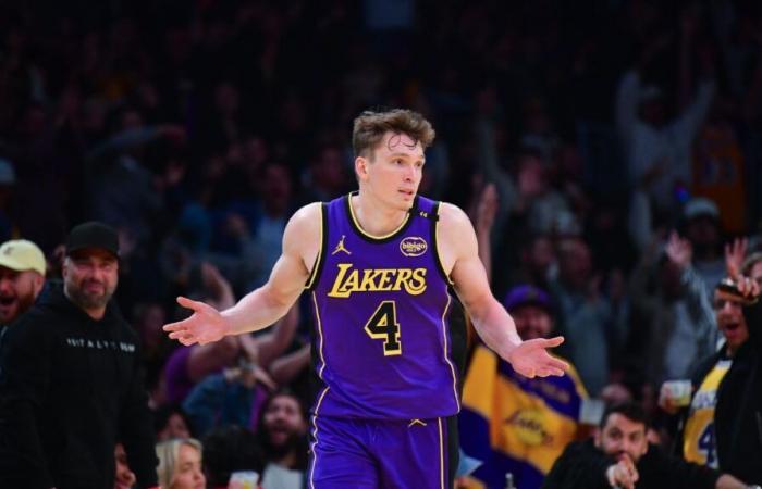 Dalton Knecht de los Lakers anota 37 puntos y empata récord de novato con 9 triples