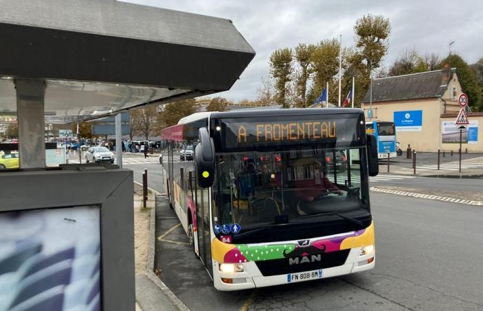 Por qué los conductores de autobuses de Moulins están en huelga