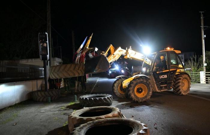 VIDEO. “¡No sirve de nada aquí!” : tras el bloqueo de la plaza de la Liberación, los agricultores enojados quieren instalarse a la entrada de Auch para filtrar los camiones