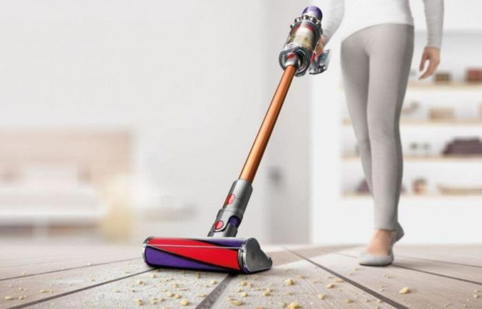 Dyson chupa el precio de su famoso aspirador inalámbrico V10, ¡no podrás resistirte!