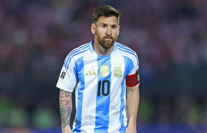 Messi repite su mítico “que haces bobo” en pleno partido