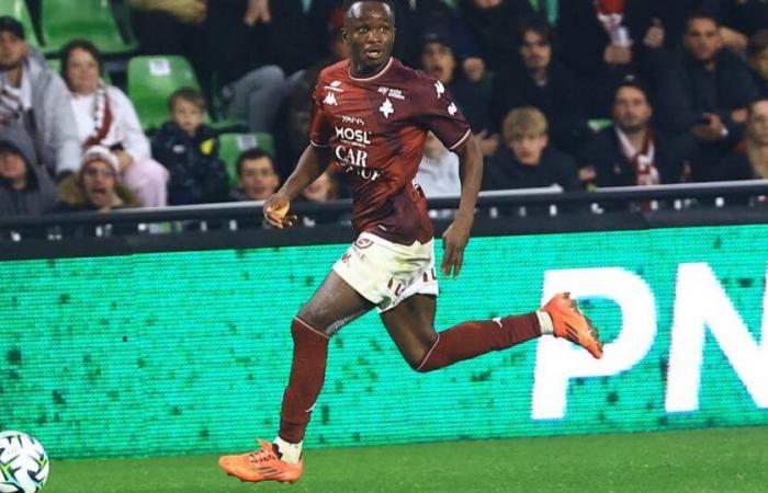 Primera selección para Cheikh Sabaly, pasador decisivo con Senegal