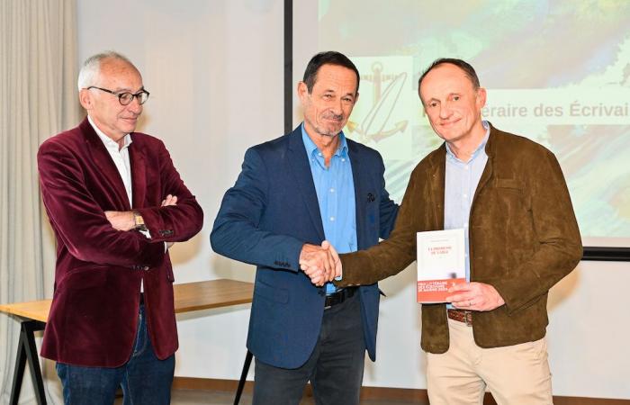 Premio Literario Arnaud de la Grange para Escritores Marinos 2024