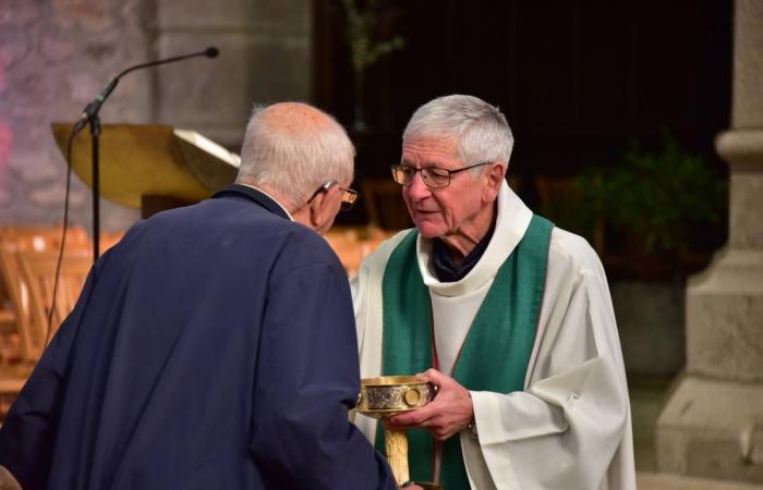 Alto Loira: un día con el padre Mourier, sacerdote desde hace 50 años