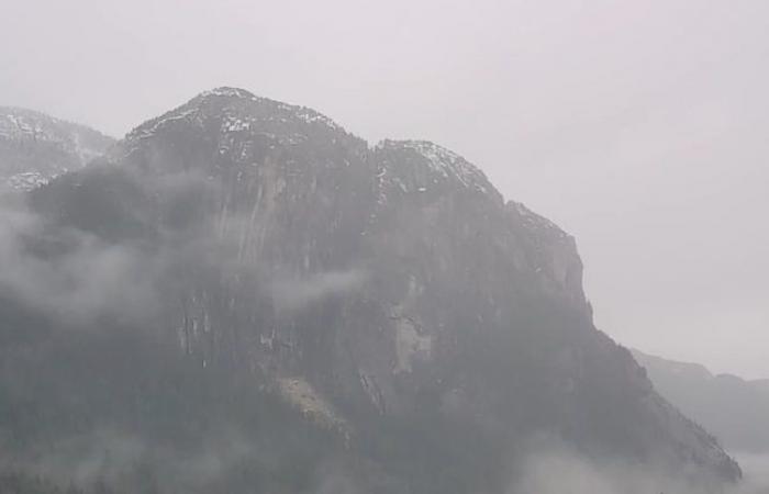 Un ciclón bomba trae nieve a Squamish