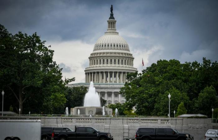 John Thune, el nuevo líder del grupo republicano en el Senado de Estados Unidos, a Israel: “Espera, que vienen refuerzos”