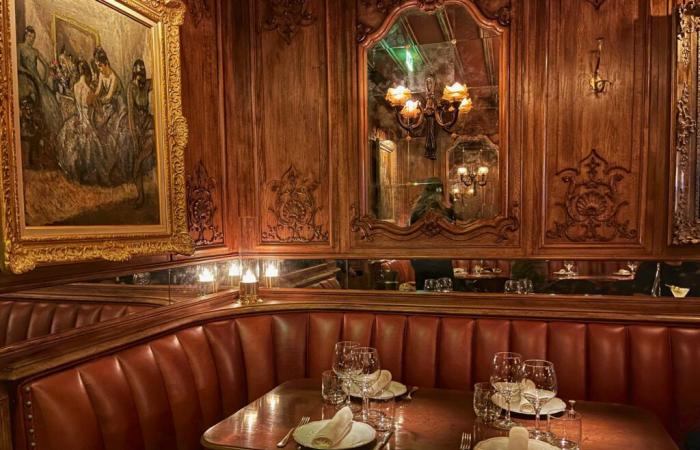 La Renommée: un restaurante elegante con fachada histórica y refinada cocina francesa