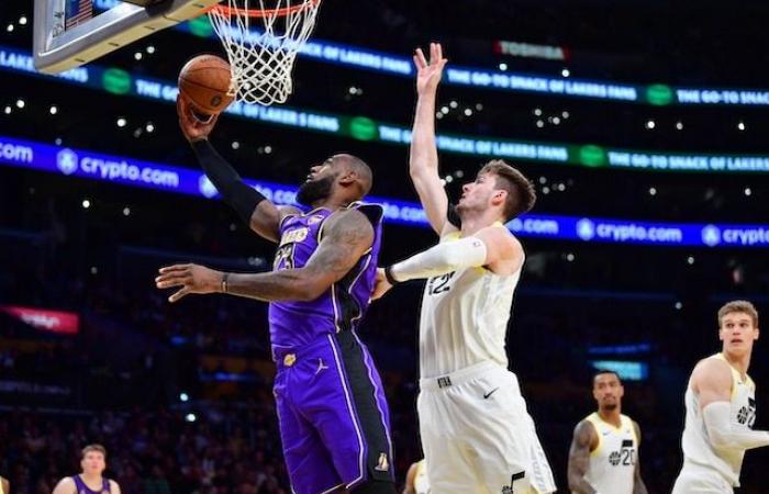 Los Lakers mejoran a 2-0 después de vencer al Jazz