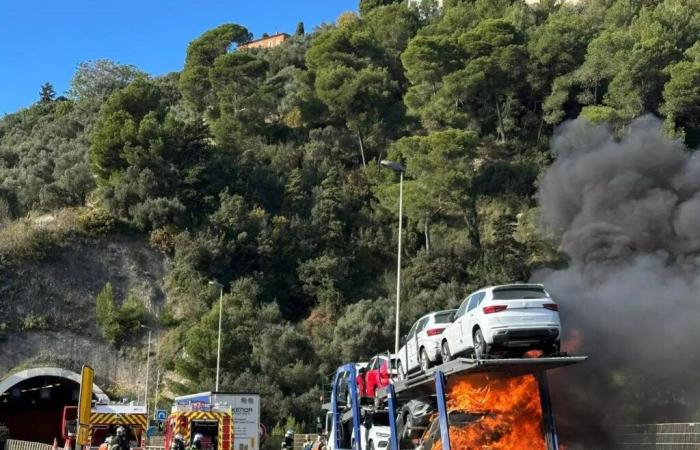 Dos vehículos en llamas, una entrada a la A8 cerrada cerca de Niza, el tráfico sigue intenso… Actualización sobre el accidente que paralizó la autopista este miércoles