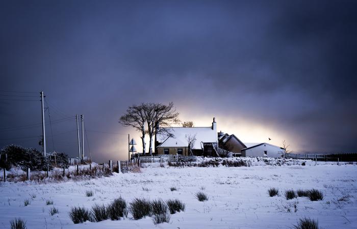 Tiempo más reciente: nueva advertencia de nieve y hielo emitida por la Oficina Meteorológica ya que se esperan interrupciones en los viajes