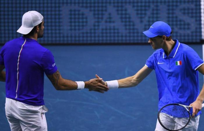 Italia-Argentina 2-1 en Copa Davis hoy, cobertura en vivo: Sinner/Berrettini-Gonzalez/Molteni 6-4, 7-5. Los azzurri vuelan a semifinales