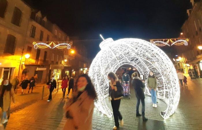 Lanzamiento de las luces navideñas y del mercado gastronómico el 22 de noviembre en Guingamp.