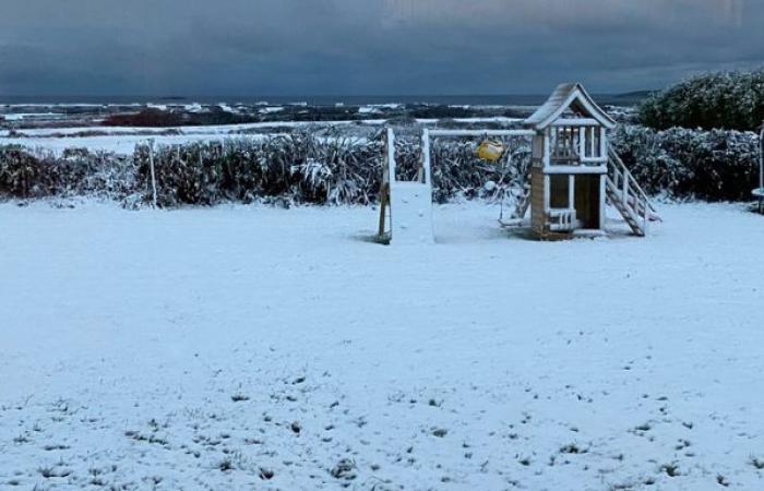 Condiciones de conducción “traicionas” en Clare tras las nevadas nocturnas