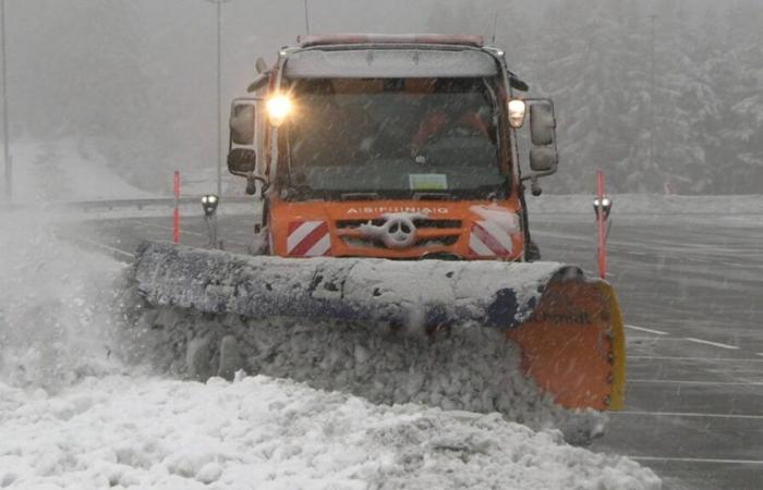 Nevadas y frío drástico en el camino