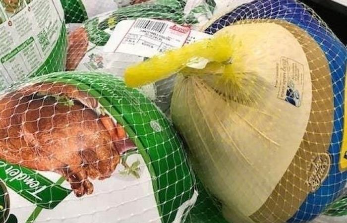 Alimentando a los necesitados: sorteo anual de pavo de Acción de Gracias el jueves