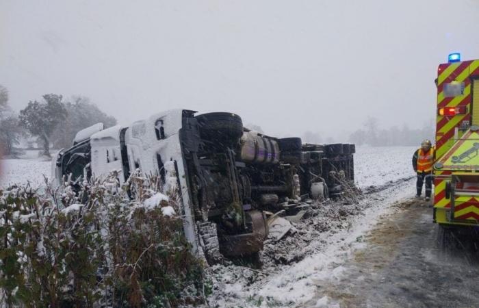 La nieve provoca accidentes en el Canal de la Mancha