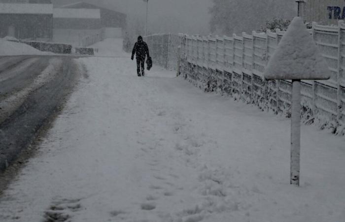 Lluvia de cancelaciones, muchos eventos aplazados por la nieve en el Canal