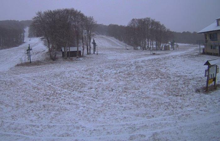 Las primeras nieves blanquean Aubrac a pesar del tiempo impredecible