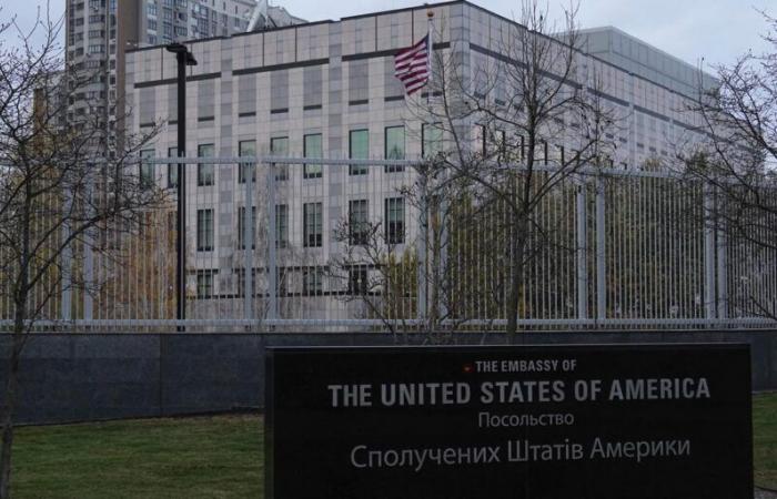 estados unidos reabrió su embajada en Kyiv