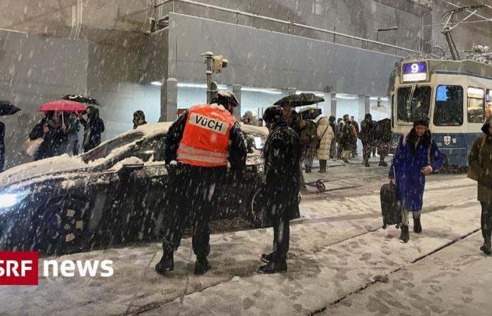 Primera nevada en las tierras bajas: la nieve paraliza el tráfico en muchos lugares +++ vuelos cancelados – noticias