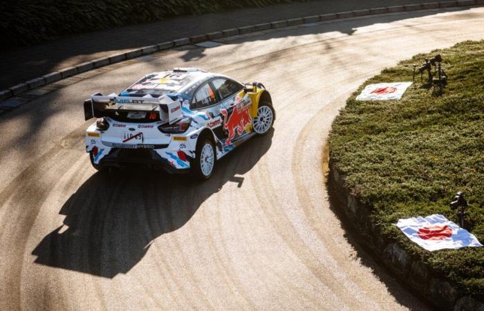 Fourmaux ilumina el Rally de Japón con una victoria en la primera etapa mientras Mikkelsen se enfrenta al drama del combustible