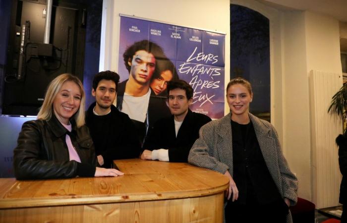 El equipo de “Sus hijos detrás de ellos”, adaptación del Premio Goncourt 2018, visita Arles