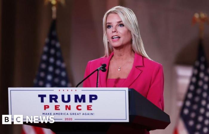 Trump nombra a Pam Bondi para fiscal general tras la retirada de Gaetz