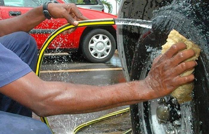 Restricciones en el uso del agua, incesto y manipulación de los Diablos Negros.