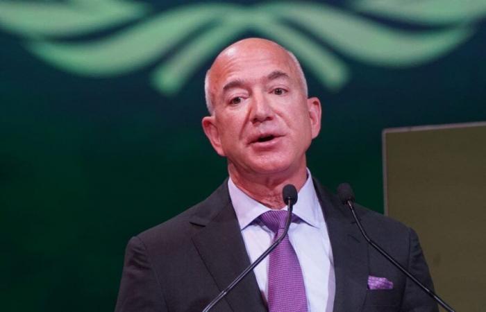 Bezos niega la afirmación de Musk de que el fundador de Amazon predijo que Trump perdería