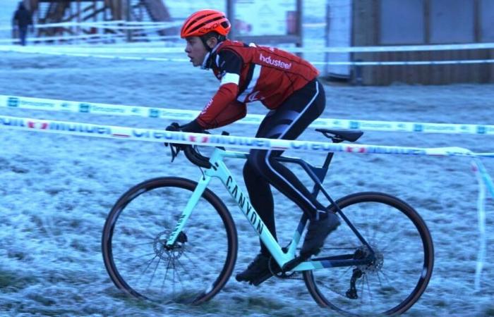 Creusot Cyclisme: Hugo Antunes en el podio del Challenge regional de ciclocross