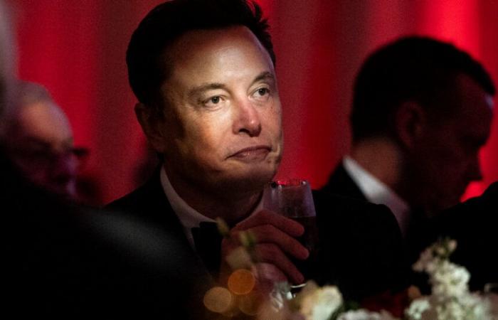 Elon Musk y Jeff Bezos intercambian publicaciones sobre Trump en X