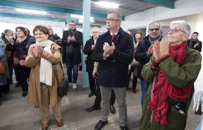 CHENÔVE: La escuela secundaria profesional lleva el nombre de Roland Carraz