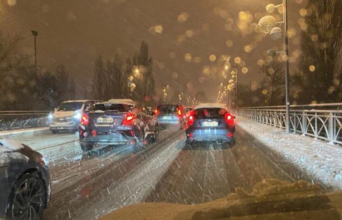 El tráfico complicado en Alto Saona y los autobuses interrumpidos en la zona urbana reviven la situación en la región