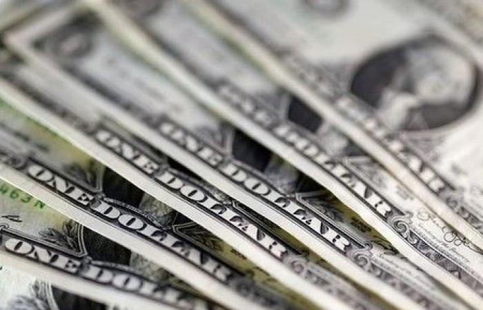 El dólar estadounidense gana a primera hora del miércoles gracias a la escasa publicación de datos y a cuatro apariciones de la Reserva Federal.