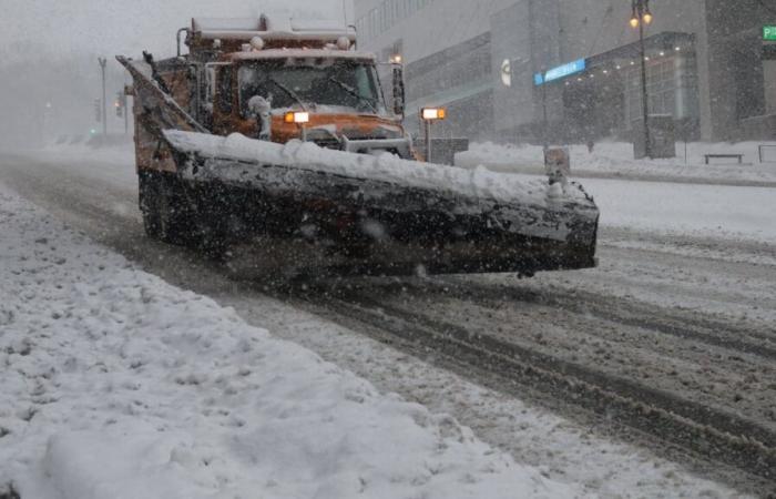 Remoción de nieve en Quebec: “Decisiones dolorosas” por venir, advierte el alcalde Bruno Marchand