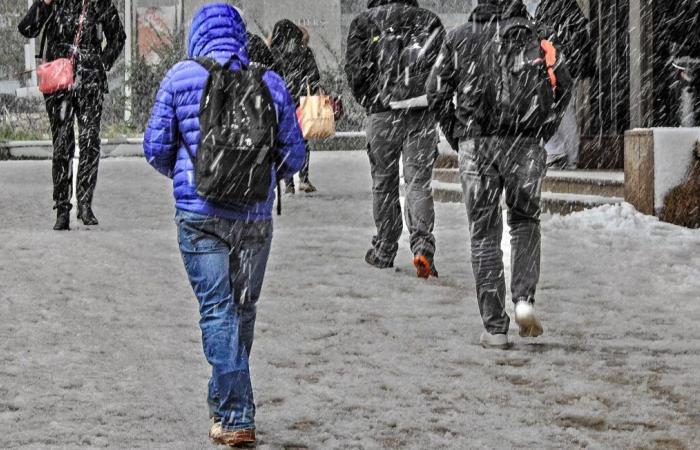 La tormenta invernal Caetano se desplaza hacia el este…