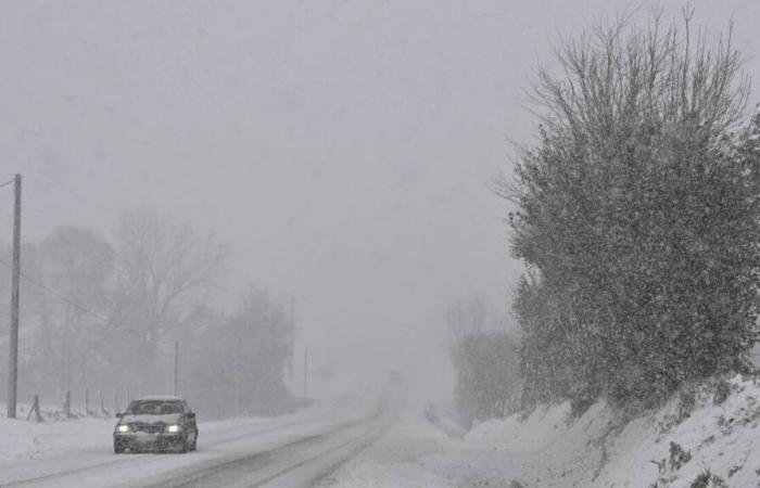 La nieve sorprende por su intensidad en el Canal