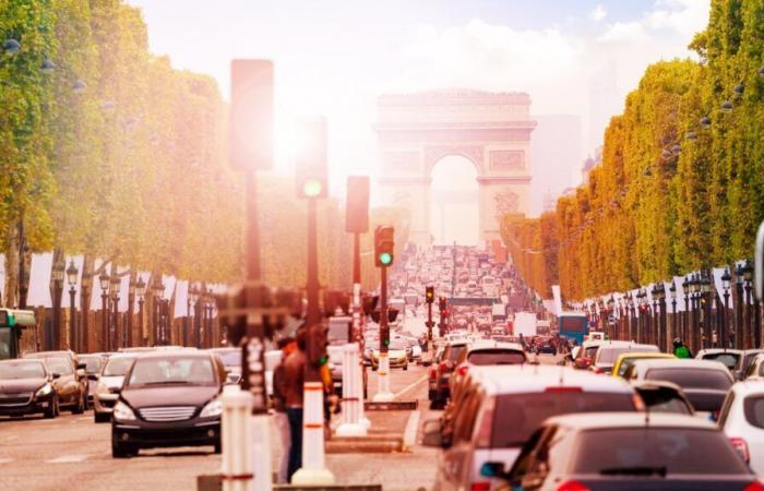 Estos coches ya no podrán circular en París a partir del 1 de enero de 2025