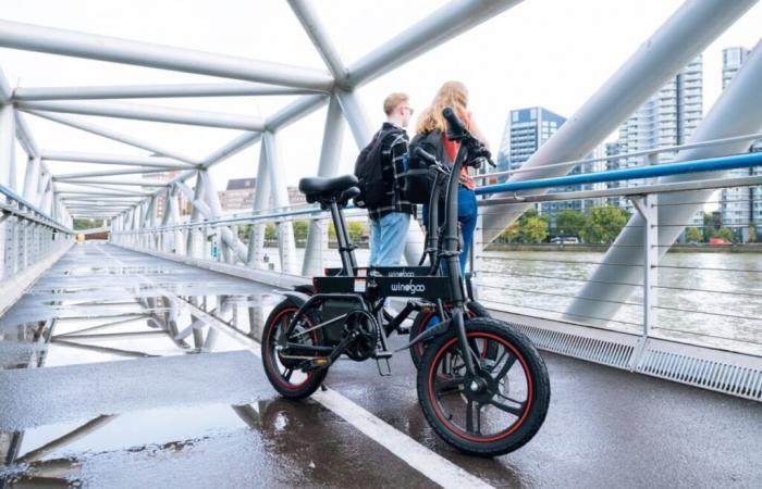 Esta bicicleta eléctrica plegable Windgoo vendida en Francia conlleva riesgo de incendio