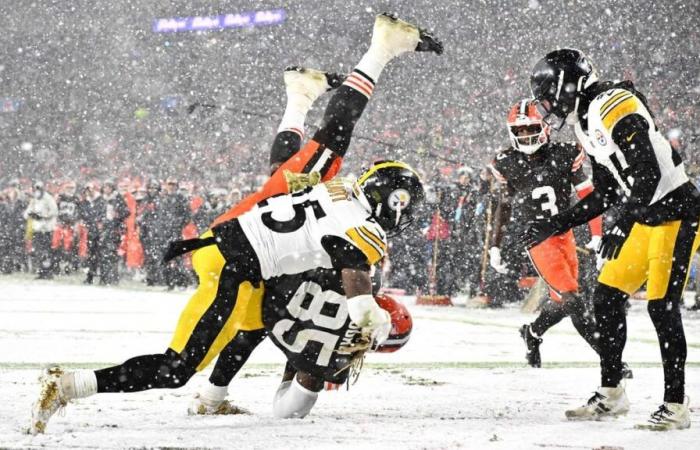 [PHOTOS] Los Browns sorprenden a los Steelers en la tormenta