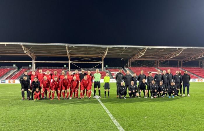 Olympique de Nîmes: socios, jugadores y personal reunidos para el primer partido de los socios