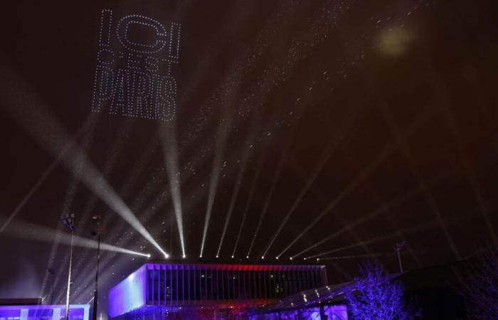 PSG: fuegos artificiales, espectáculos de drones y Novak Djokovic… Imágenes de la grandiosa inauguración del Campus de Poissy