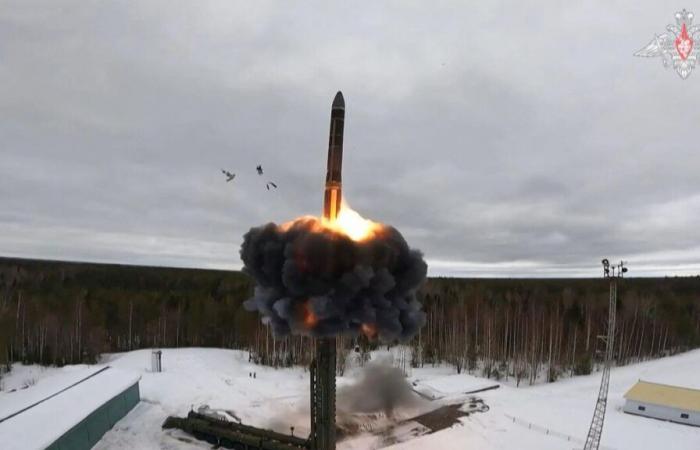 Guerra en Ucrania: ¿qué es el RS-26 Rubezh, el misil intercontinental que Rusia lanzó por primera vez?