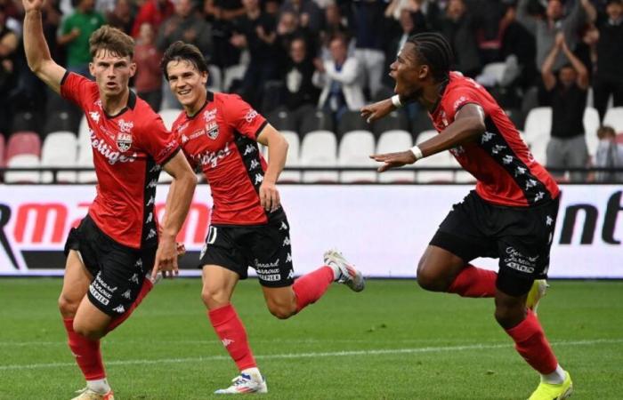 Clermont alcanza a Metz, Guingamp supera a Amiens