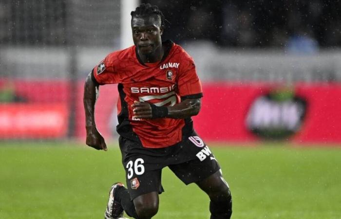 Estadio Rennais. Un grupo casi completo para el viaje a Lille