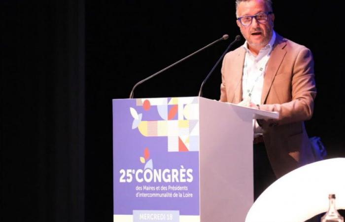 Loira. En el congreso de alcaldes, los funcionarios electos están preocupados por la inminente situación financiera