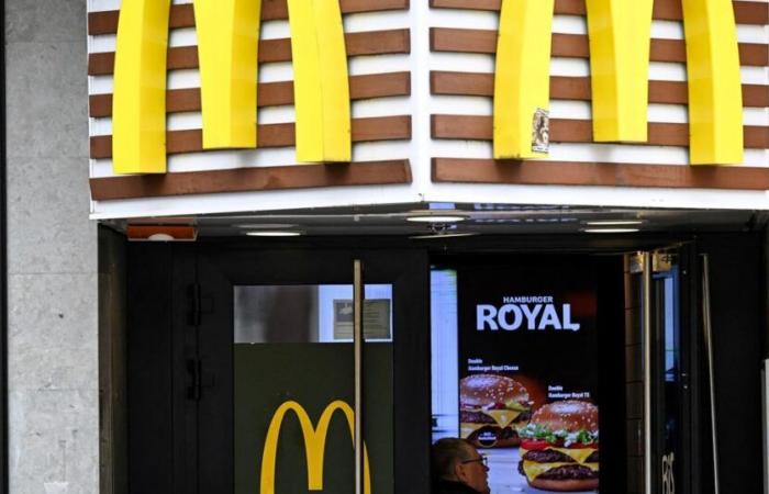 Un hombre de 60 años asesinado a tiros en un McDonald’s