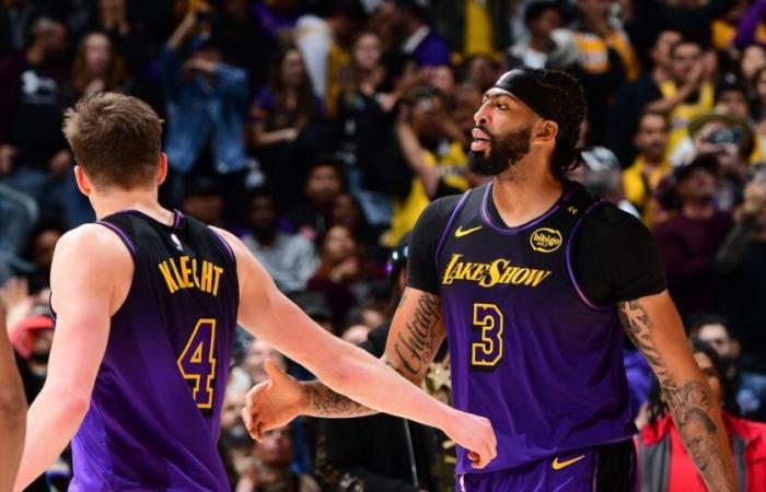 La estrecha derrota de los Lakers ante el Magic expone los desafíos de la competencia